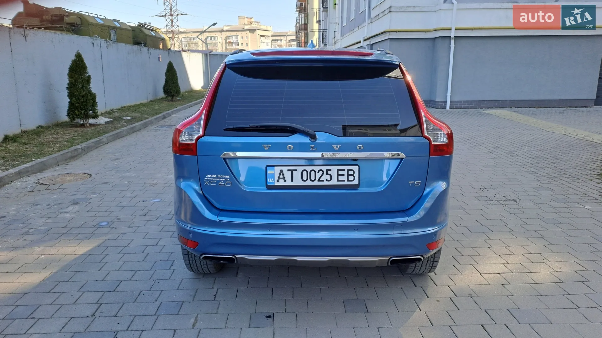2016 Volvo XC60 - фото 1