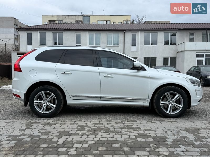 Внедорожник / Кроссовер Volvo XC60 2015 в Черкассах