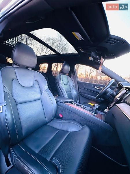 Внедорожник / Кроссовер Volvo XC60 2018 в Днепре