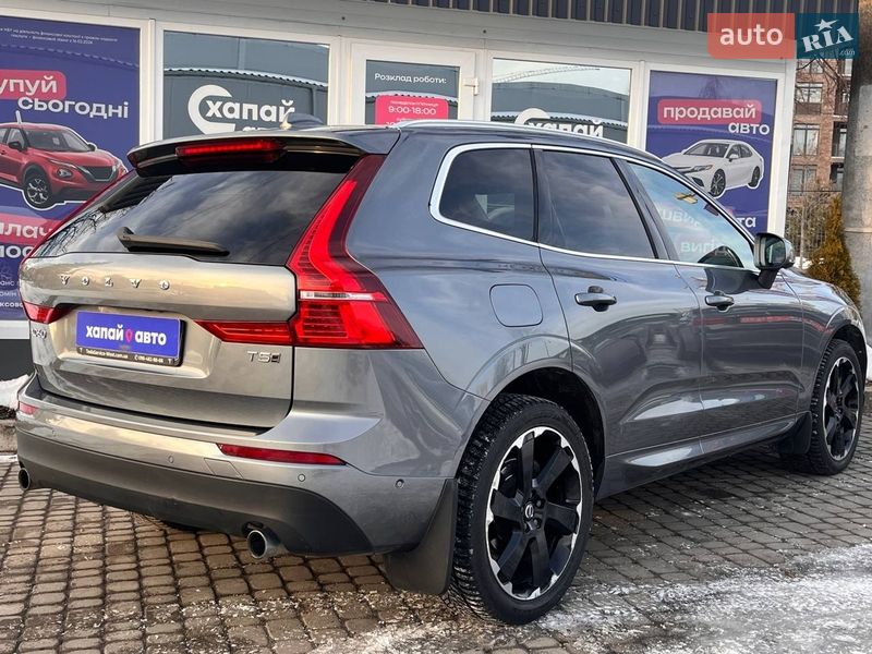 Внедорожник / Кроссовер Volvo XC60 2017 в Львове