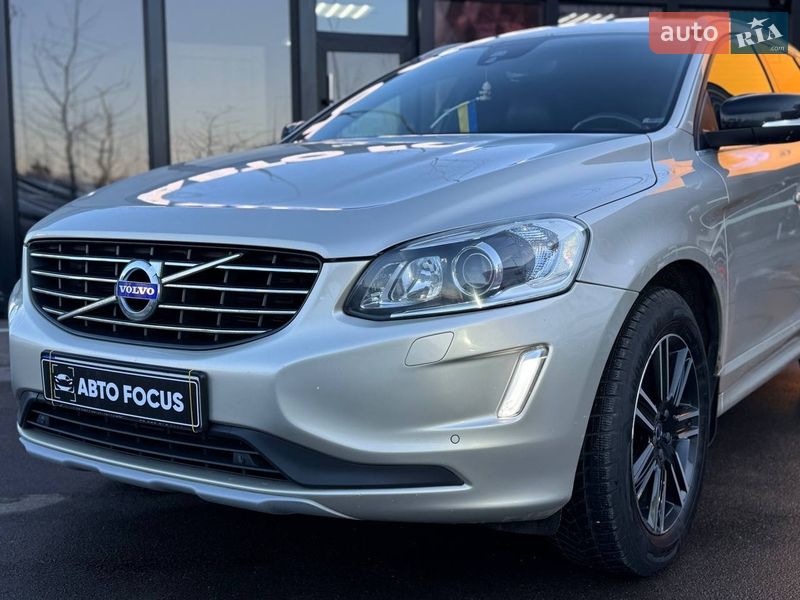 Внедорожник / Кроссовер Volvo XC60 2017 в Киеве