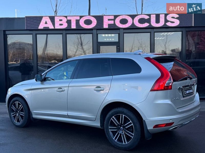 Внедорожник / Кроссовер Volvo XC60 2017 в Киеве