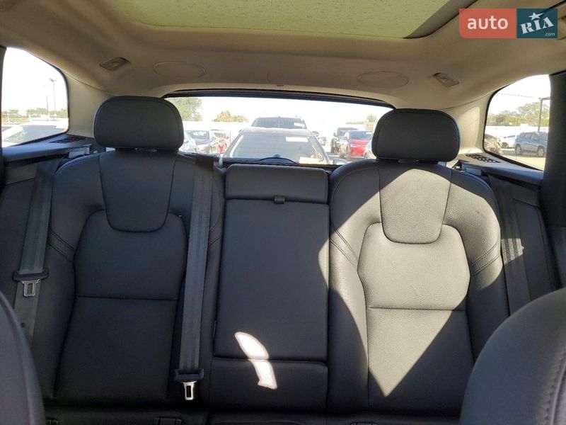 Внедорожник / Кроссовер Volvo XC60 2023 в Львове