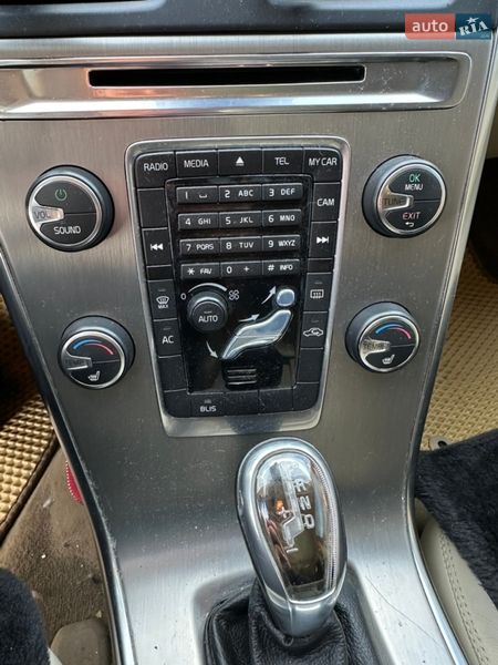 Внедорожник / Кроссовер Volvo XC60 2013 в Тернополе