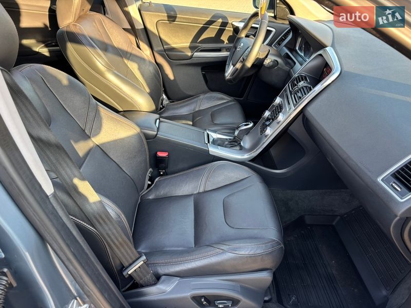 Позашляховик / Кросовер Volvo XC60 2016 в Коломиї