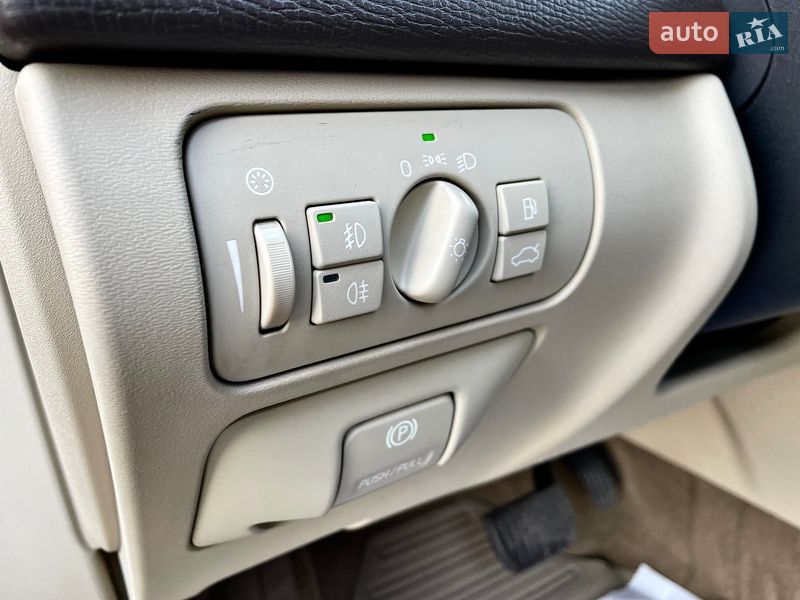 Внедорожник / Кроссовер Volvo XC60 2008 в Ковеле