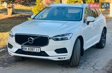 Внедорожник / Кроссовер Volvo XC60 2019 в Ровно