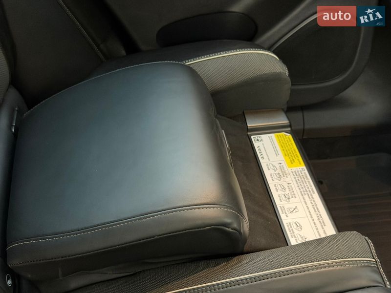 Внедорожник / Кроссовер Volvo XC60 2019 в Львове