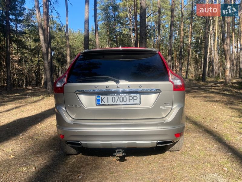 Внедорожник / Кроссовер Volvo XC60 2014 в Киеве