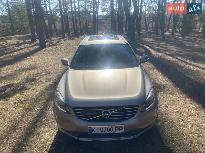 Внедорожник / Кроссовер Volvo XC60 2014 в Киеве
