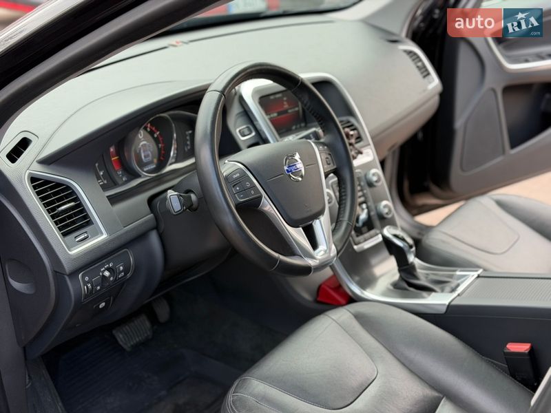 Внедорожник / Кроссовер Volvo XC60 2016 в Ровно фото 33 Внедорожник / Кроссовер Volvo XC60 2016 в Ровно
