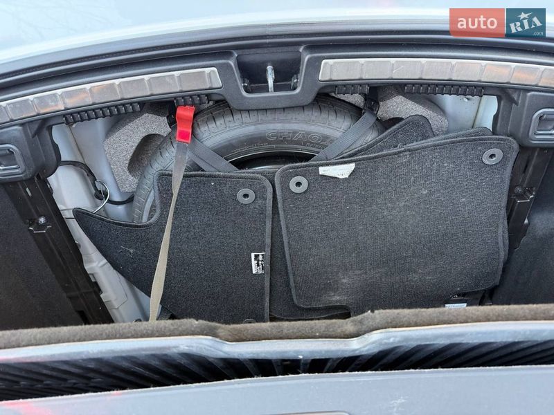 Внедорожник / Кроссовер Volvo XC60 2024 в Киеве