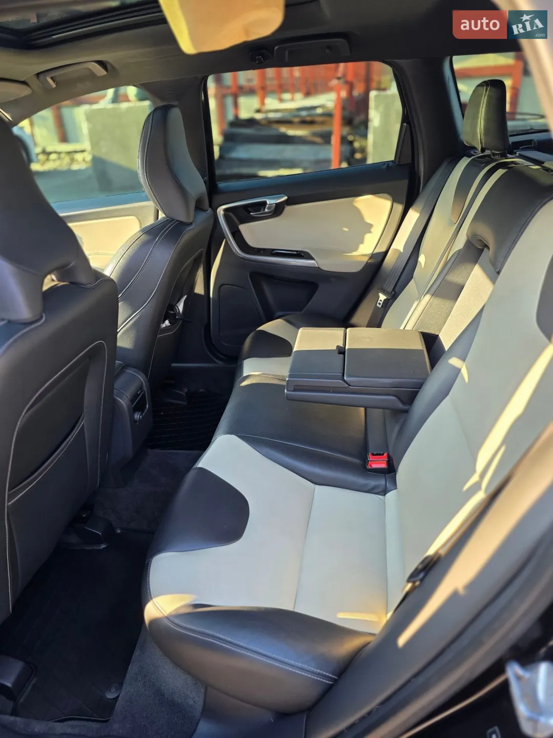 2015 Volvo XC60 - мініатюра 3