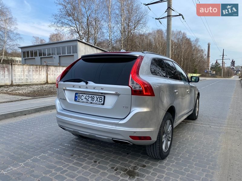Позашляховик / Кросовер Volvo XC60 2016 в Новояворівську