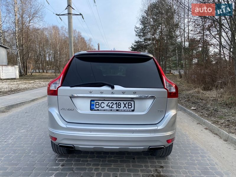 Позашляховик / Кросовер Volvo XC60 2016 в Новояворівську