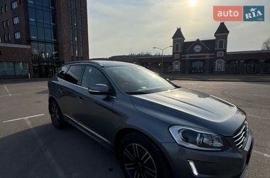 Позашляховик / Кросовер Volvo XC60 2016 в Києві
