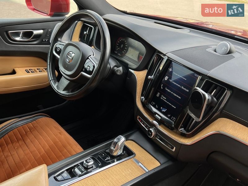 Внедорожник / Кроссовер Volvo XC60 2018 в Кременчуге
