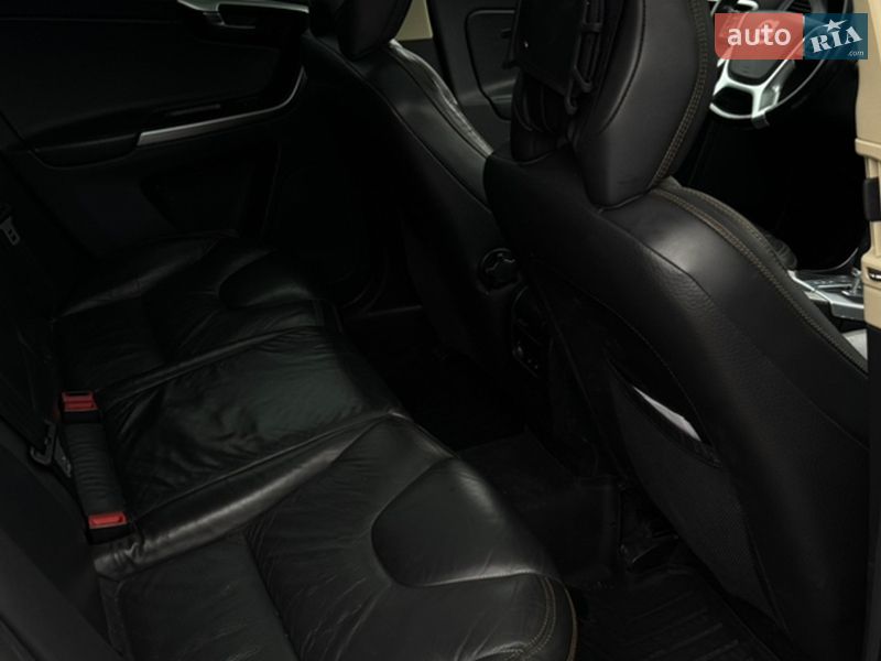 Внедорожник / Кроссовер Volvo XC60 2010 в Киеве фото 17 Внедорожник / Кроссовер Volvo XC60 2010 в Киеве