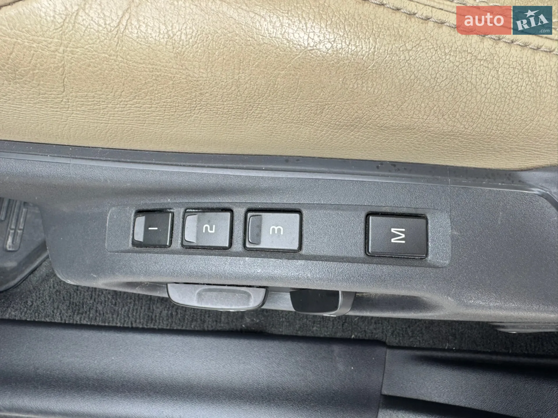 2017 Volvo XC60 - мініатюра 9