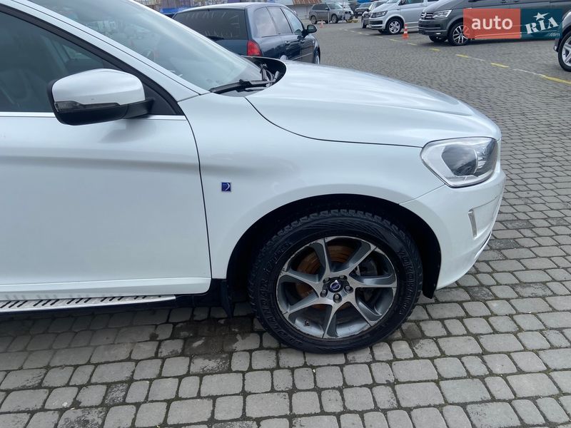 Позашляховик / Кросовер Volvo XC60 2014 в Чернівцях