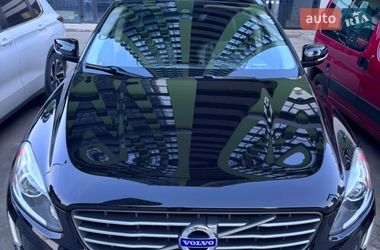 Внедорожник / Кроссовер Volvo XC60 2017 в Киеве