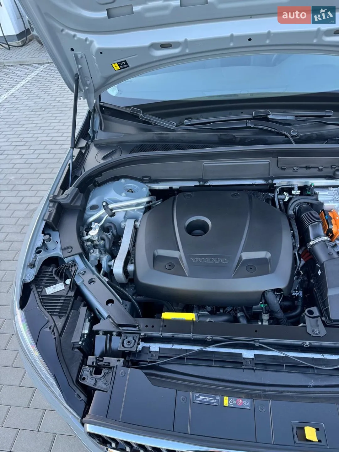 2024 Volvo XC60 - мініатюра 17