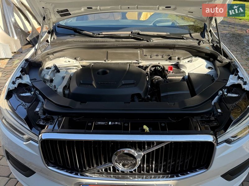 Внедорожник / Кроссовер Volvo XC60 2018 в Черновцах