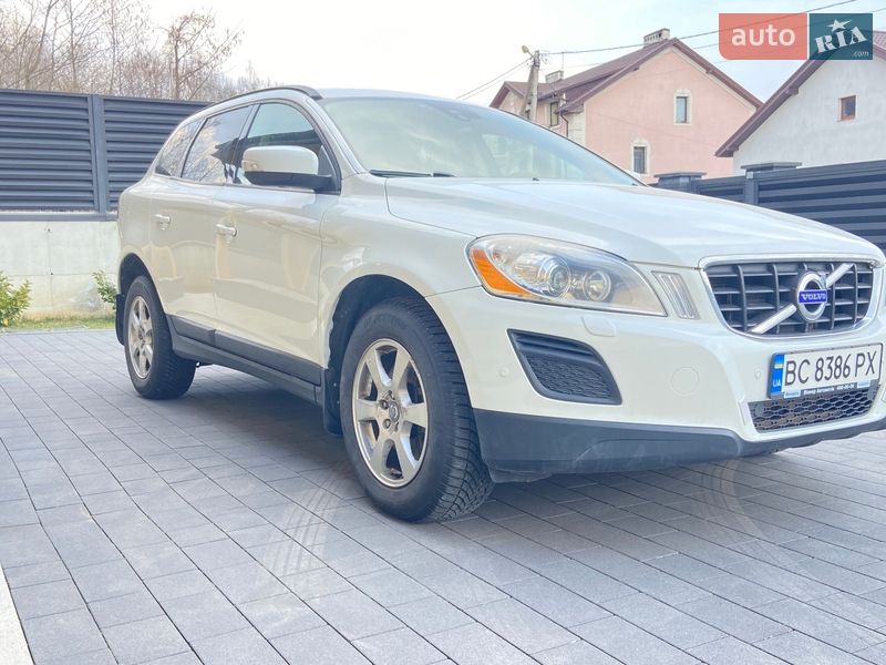 Позашляховик / Кросовер Volvo XC60 2013 в Львові фото 2 Позашляховик / Кросовер Volvo XC60 2013 в Львові