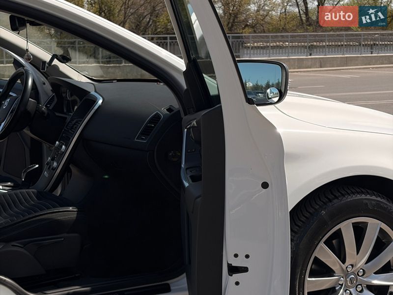 Позашляховик / Кросовер Volvo XC60 2014 в Херсоні