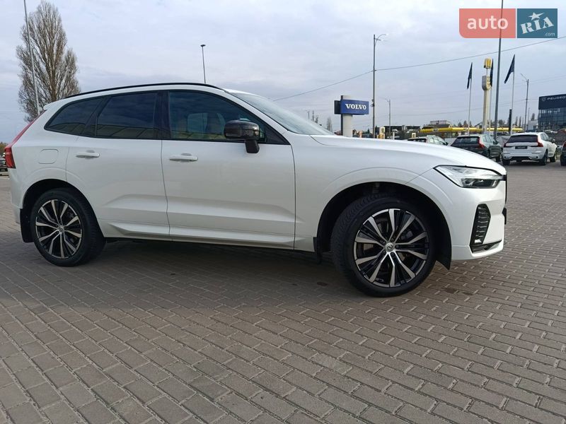 Позашляховик / Кросовер Volvo XC60 2022 в Києві