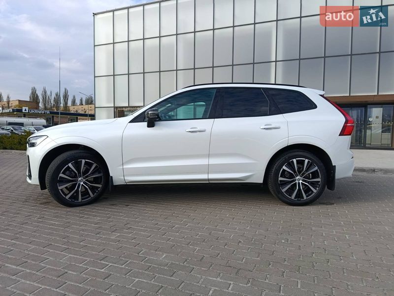Позашляховик / Кросовер Volvo XC60 2022 в Києві