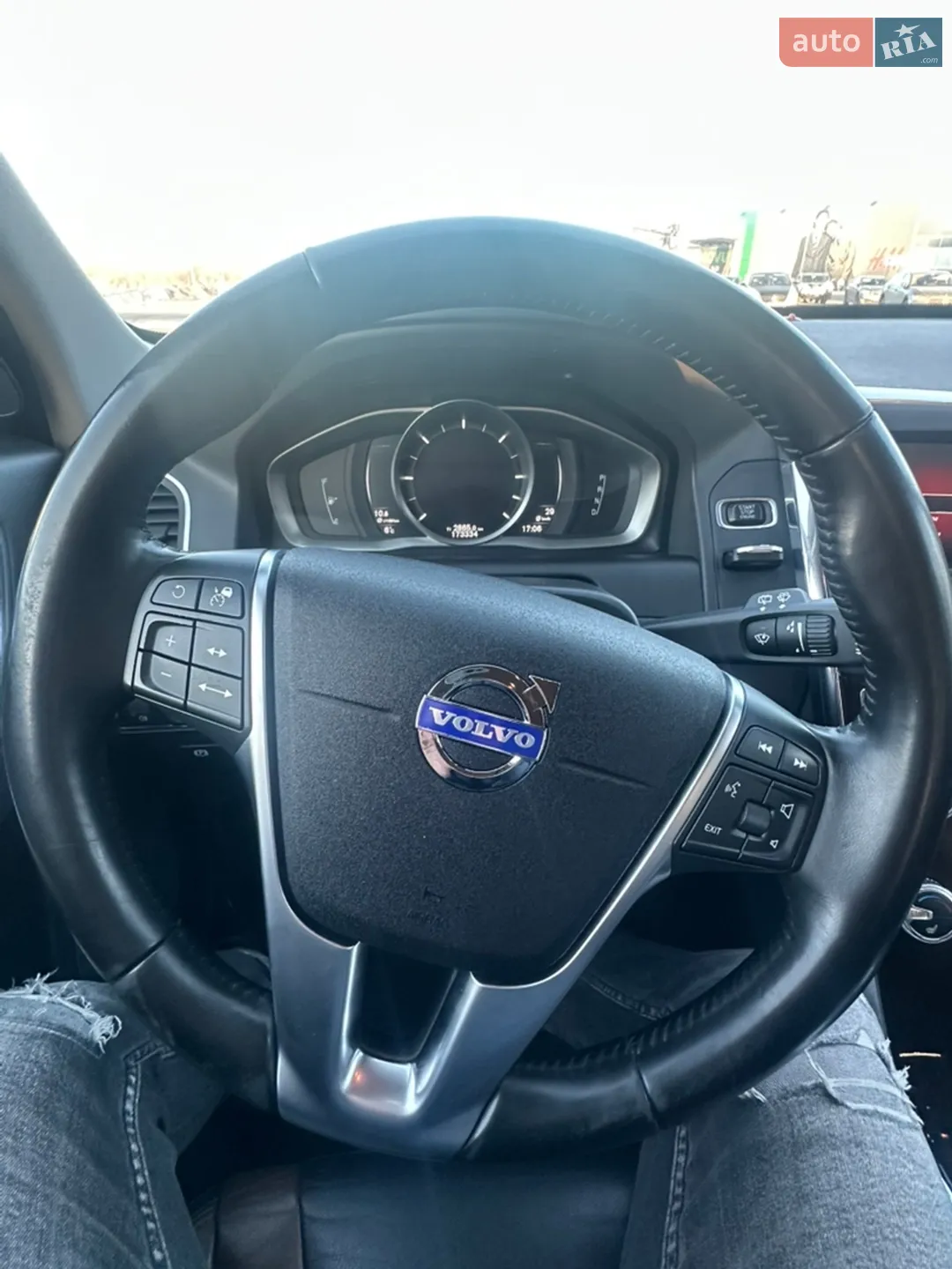 2017 Volvo XC60 - мініатюра 10