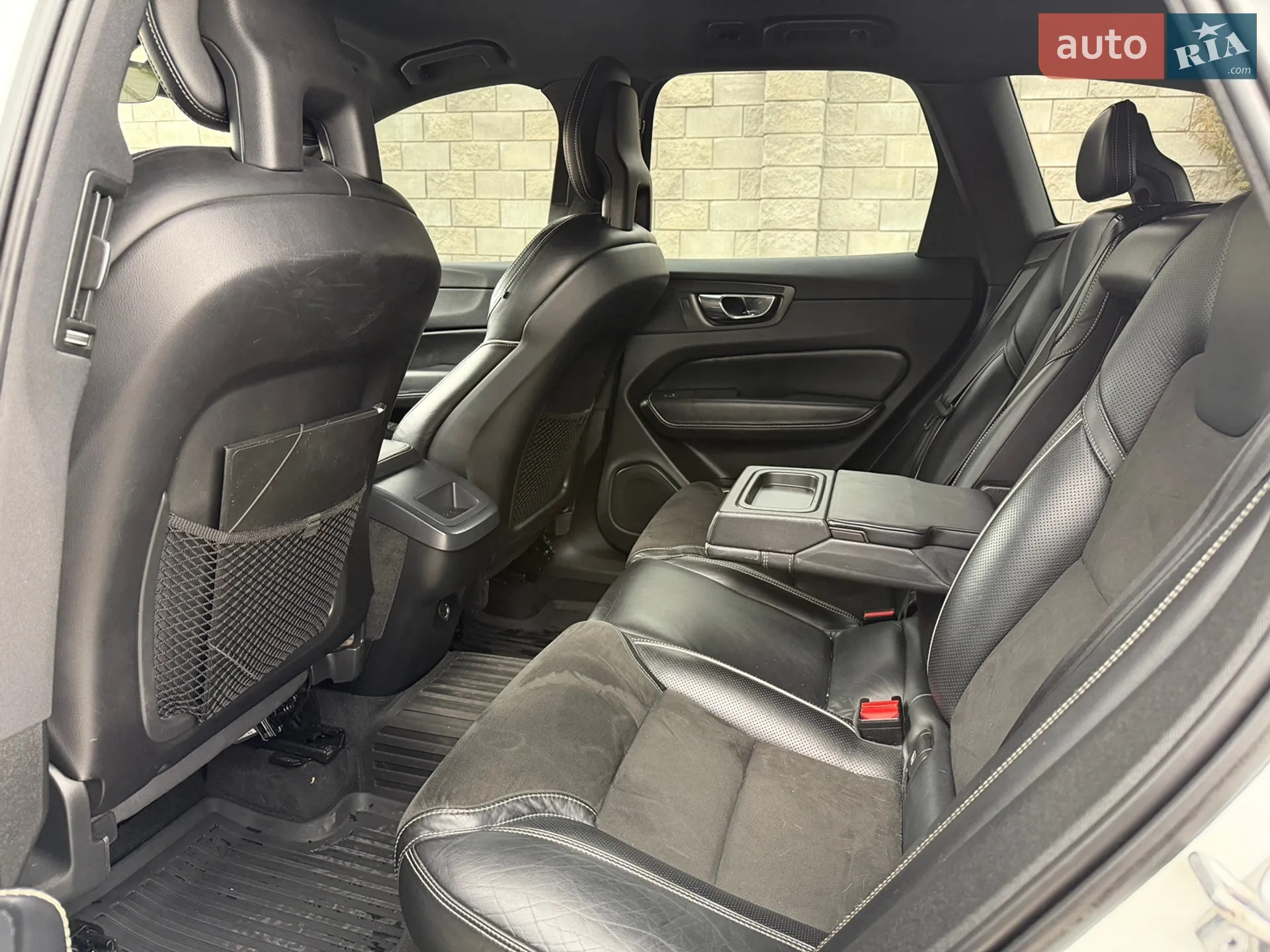 2018 Volvo XC60 - мініатюра 26