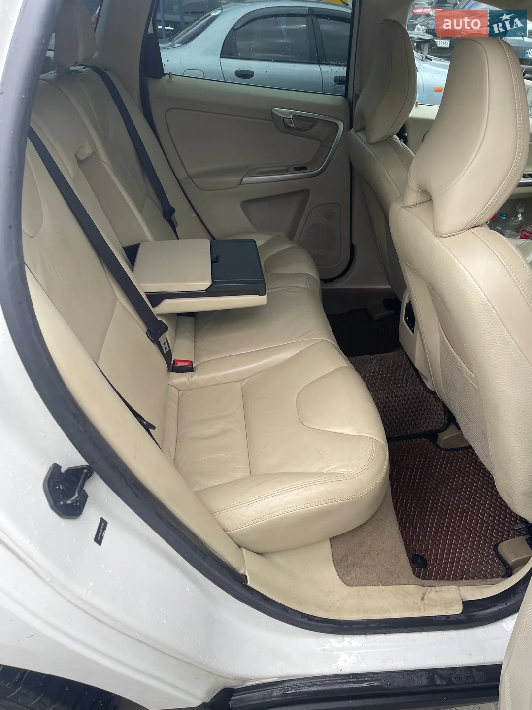 2010 Volvo XC60 - мініатюра 11