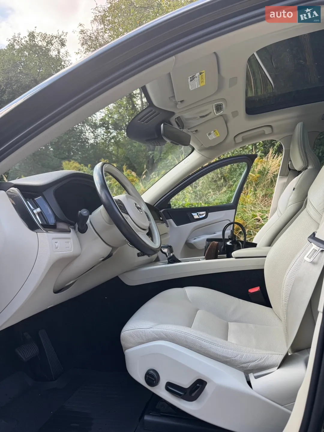 2020 Volvo XC60 - мініатюра 4