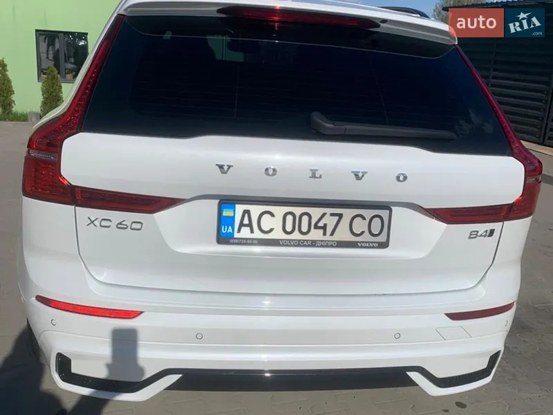 Volvo XC60 2023 VIN YV1UZK5V1P1322524 фото оголошення 3 з 75