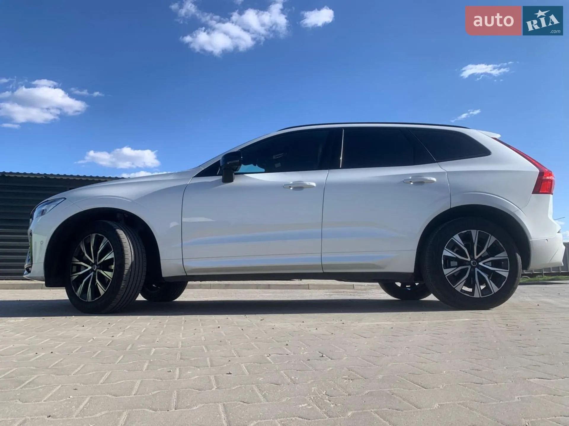 2023 Volvo XC60 - мініатюра 14