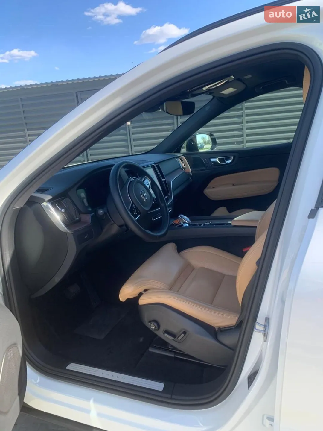2023 Volvo XC60 - мініатюра 28