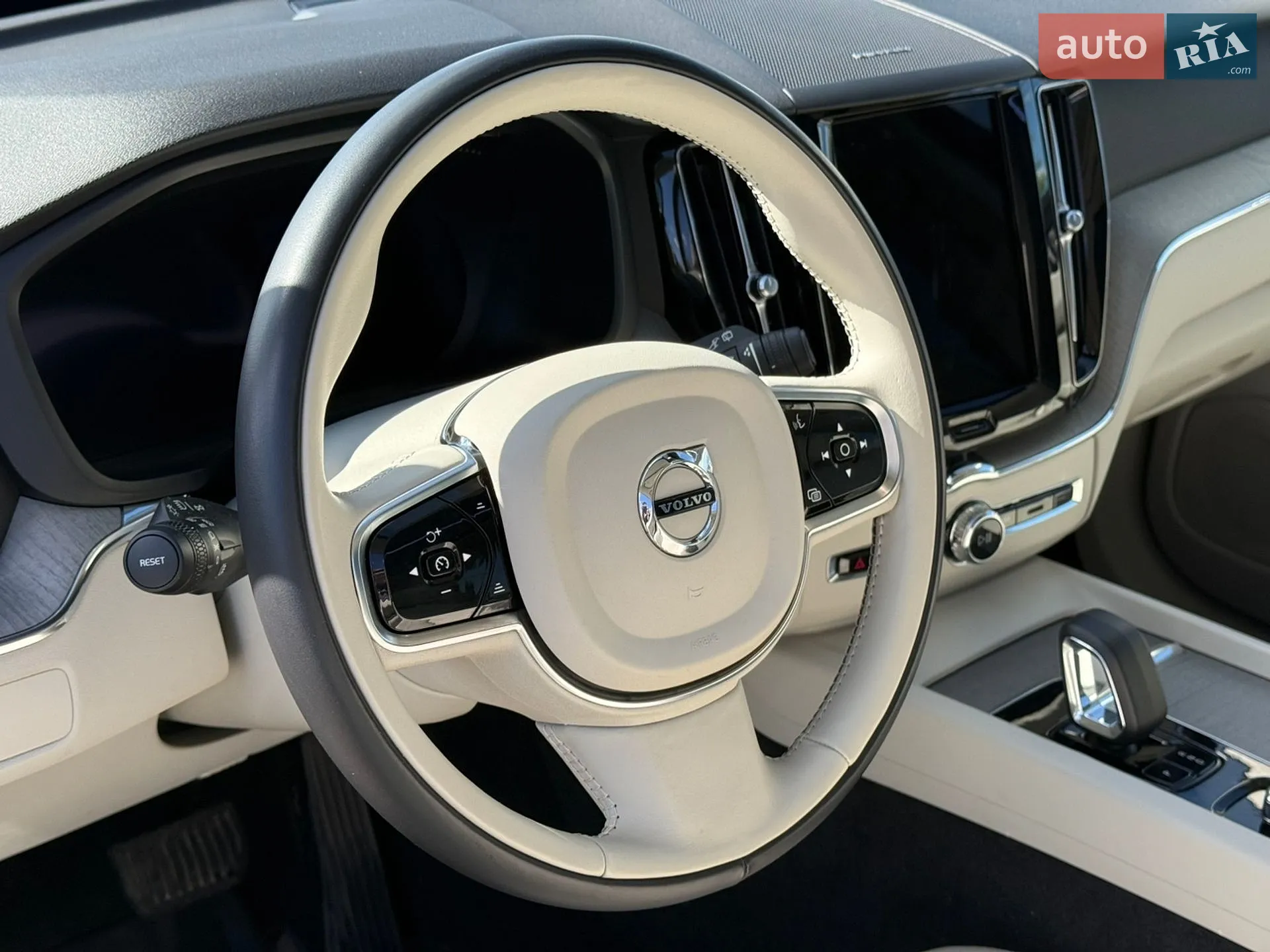 2022 Volvo XC60 - мініатюра 29