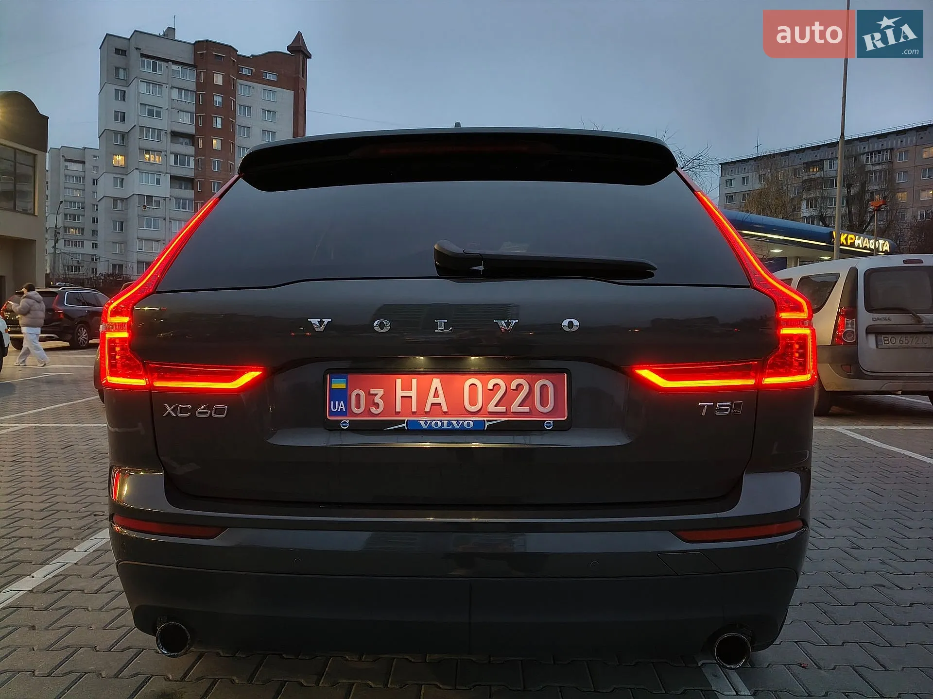 2018 Volvo XC60 - мініатюра 18