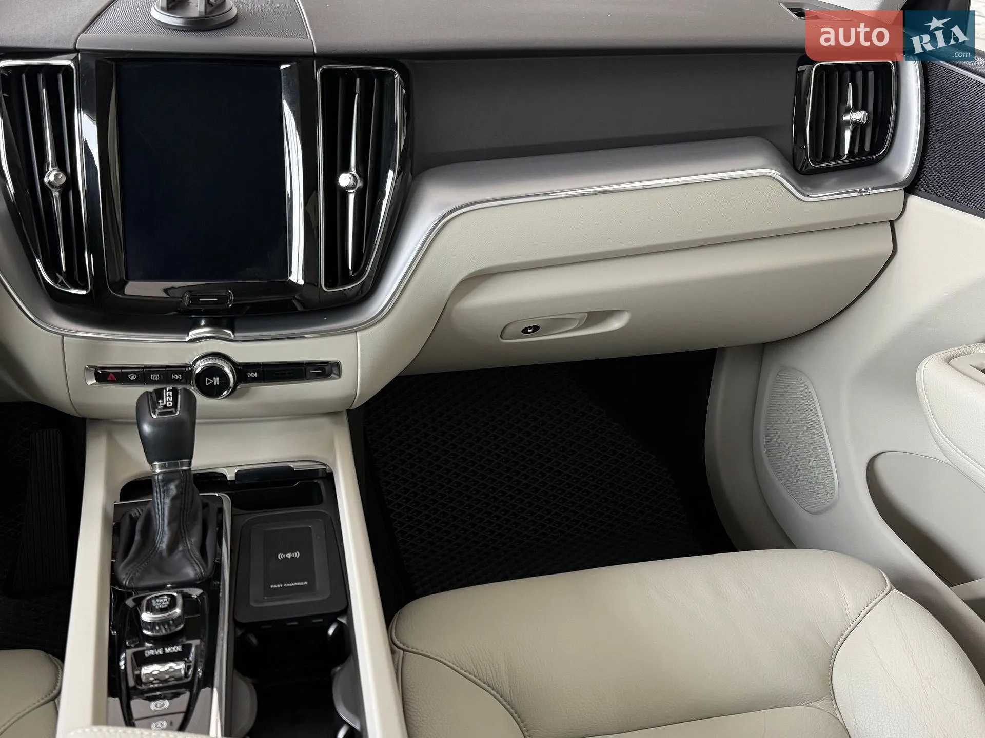 2018 Volvo XC60 - мініатюра 16