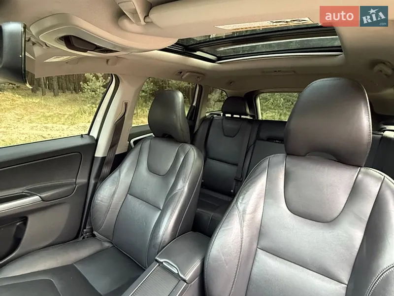 Volvo XC60 2016 VIN YV449MRK4G2902827 фото оголошення 18 з 61
