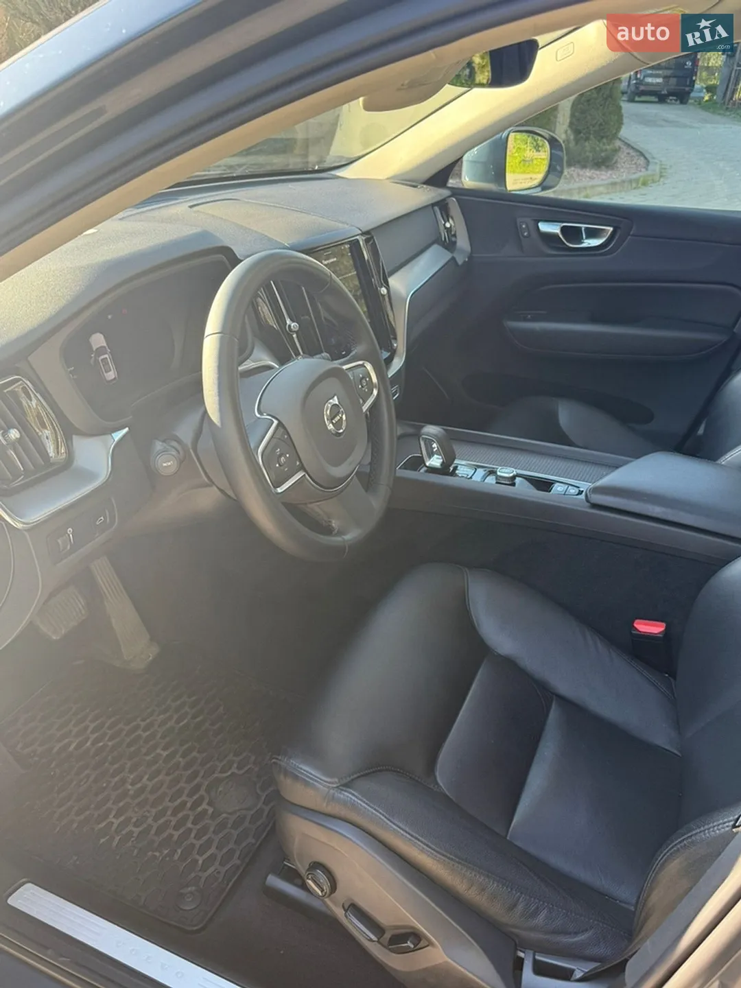 2022 Volvo XC60 - мініатюра 18