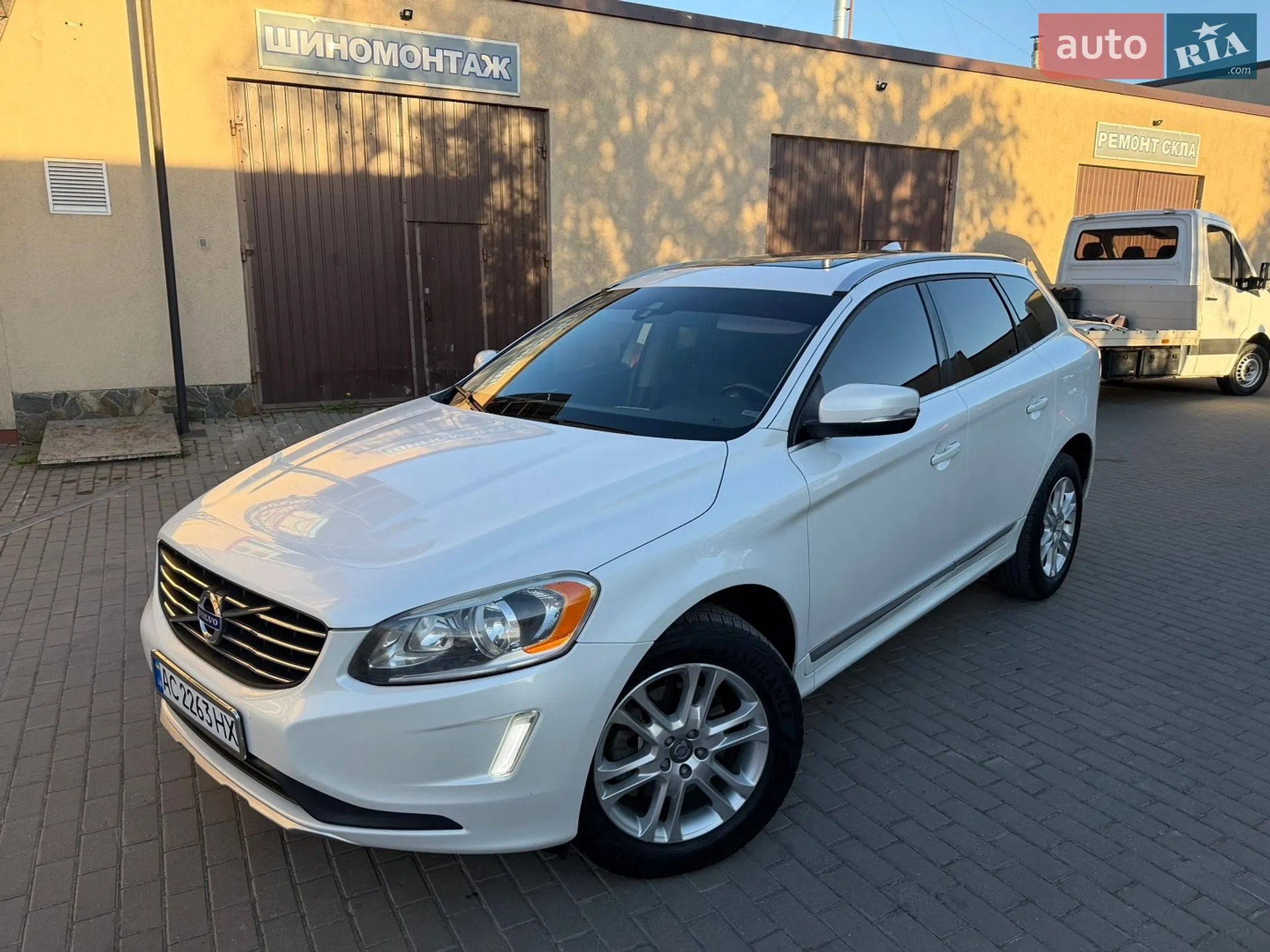 2015 Volvo XC60 - мініатюра 4