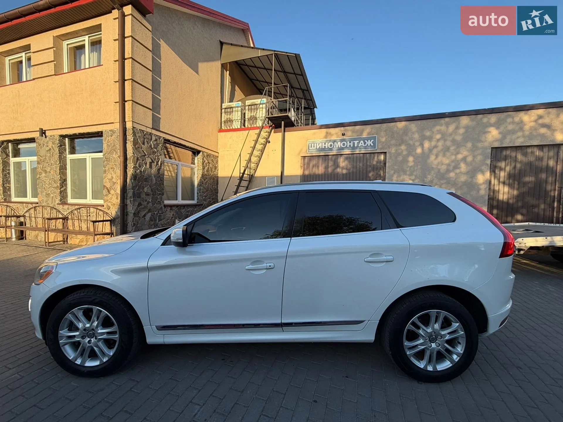 2015 Volvo XC60 - мініатюра 11