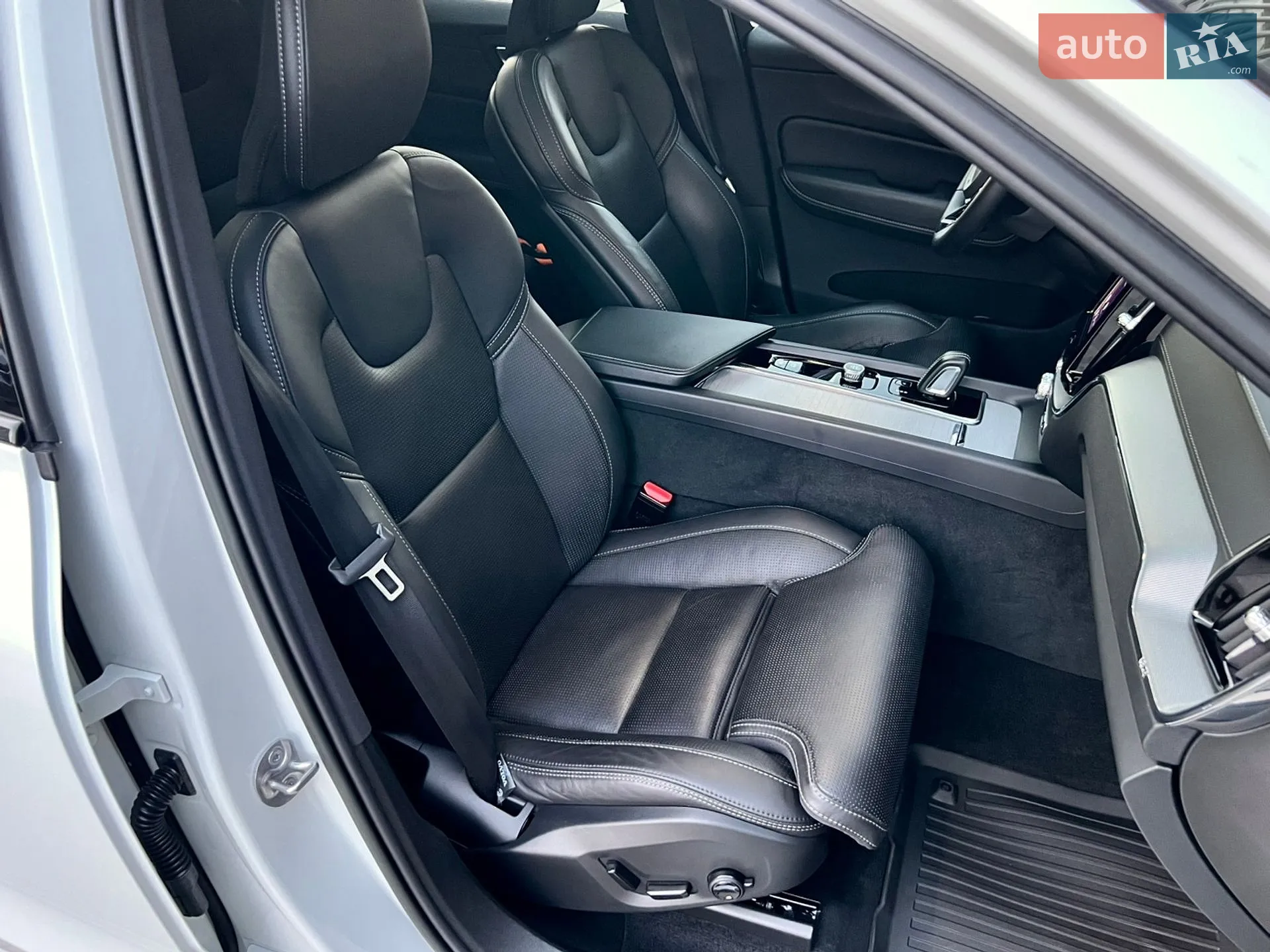 2022 Volvo XC60 - мініатюра 47