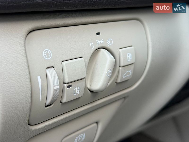 Внедорожник / Кроссовер Volvo XC60 2012 в Ровно