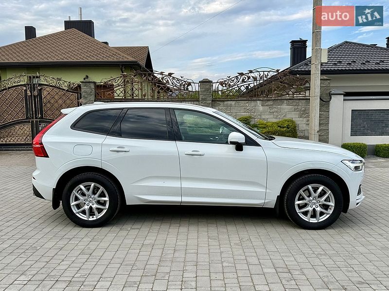 Внедорожник / Кроссовер Volvo XC60 2019 в Ровно