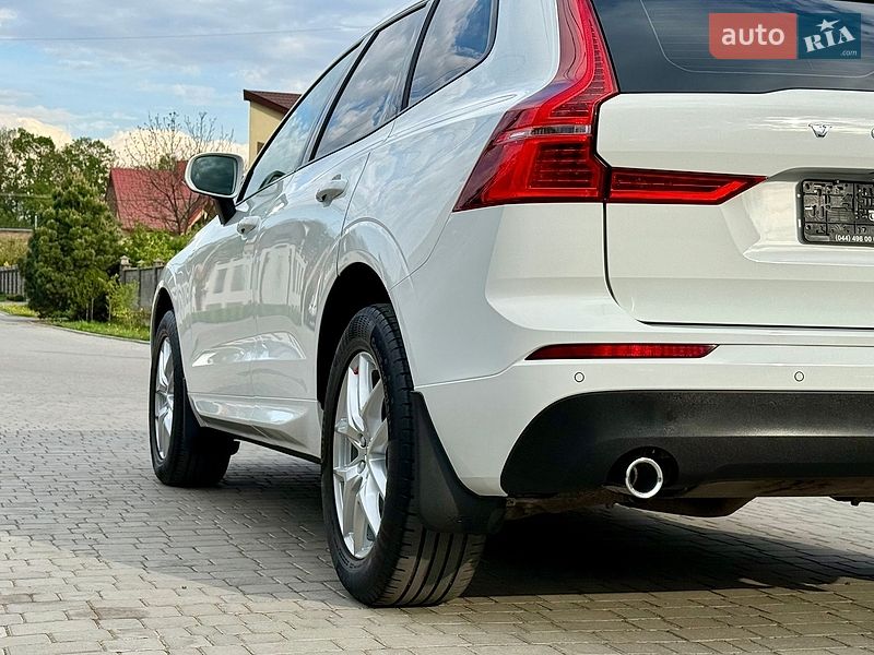 Внедорожник / Кроссовер Volvo XC60 2019 в Ровно