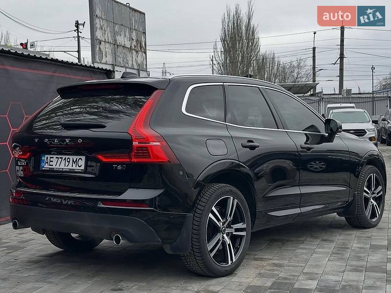 Внедорожник / Кроссовер Volvo XC60 2017 в Днепре